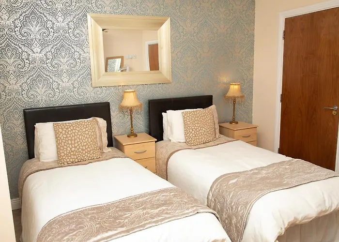 Bed and breakfast Arch House & 4*