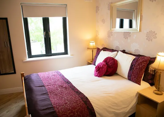 Bed and breakfast Arch House &