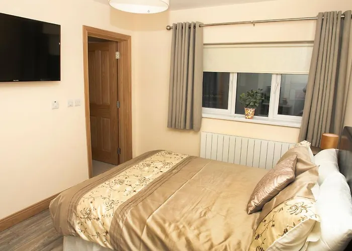 Arch House & 4* Athlone