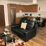 فندق مبيت وإفطار Arch House &
