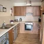 Arch House & Bed & Breakfast