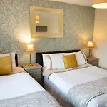 Arch House & Bed & Breakfast
