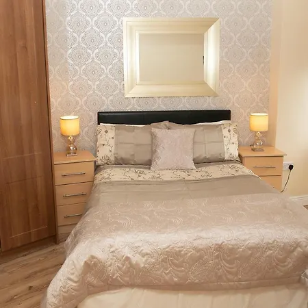 فندق مبيت وإفطار Arch House &