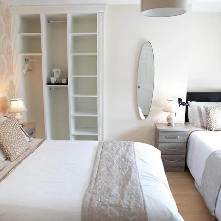 Arch House & 4* Athlone