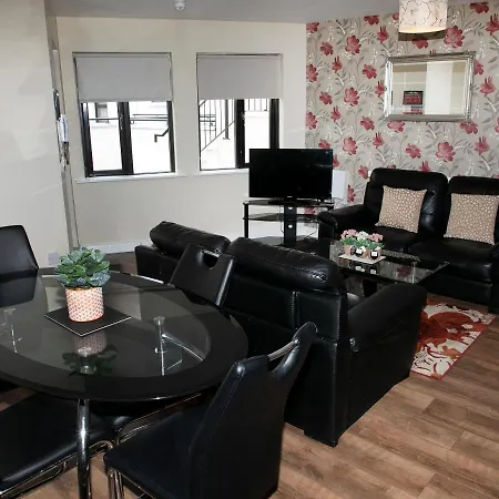 Couette-café Arch House & 4*
