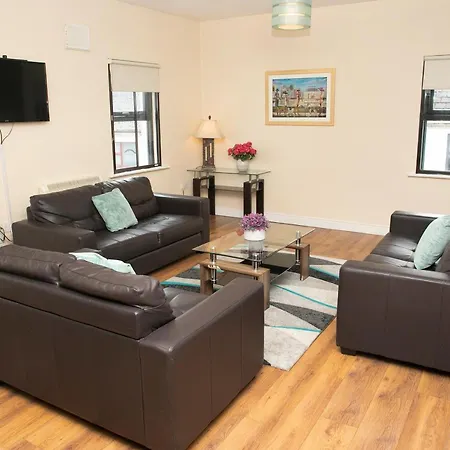 Arch House & 4* Athlone