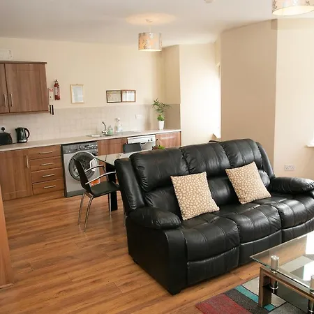 Bed & Breakfast Arch House &