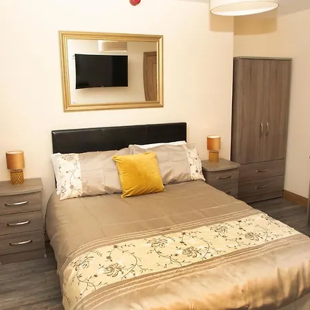 Arch House & Bed & Breakfast 4*