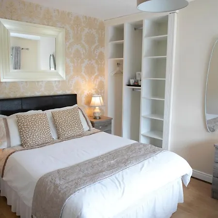 فندق مبيت وإفطار Arch House &