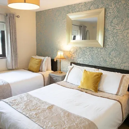 Bed and Breakfast Arch House & 4*