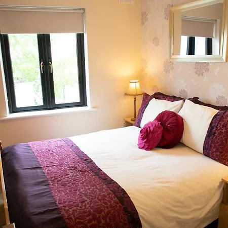 Bed & Breakfast Arch House &