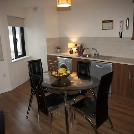 Bed & Breakfast Arch House &