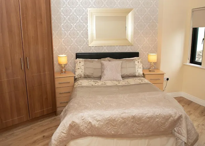 Couette-café Arch House &