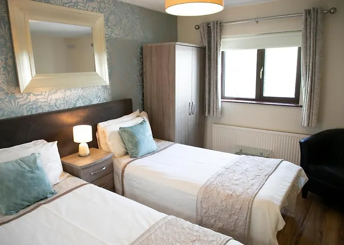 Arch House & Bed & Breakfast 4*