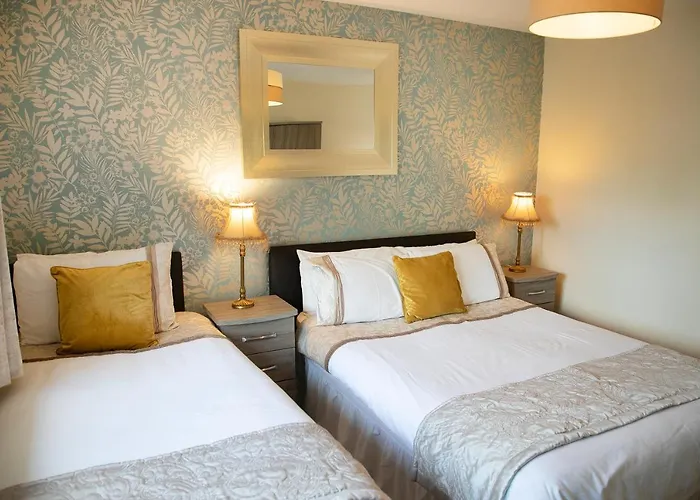 Arch House & Bed & Breakfast