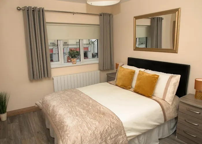 Arch House & 4* Athlone